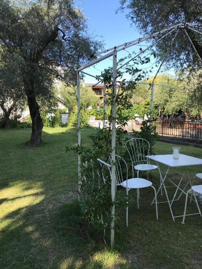 Albergo Villa Angela Toscolano-Maderno Exterior foto